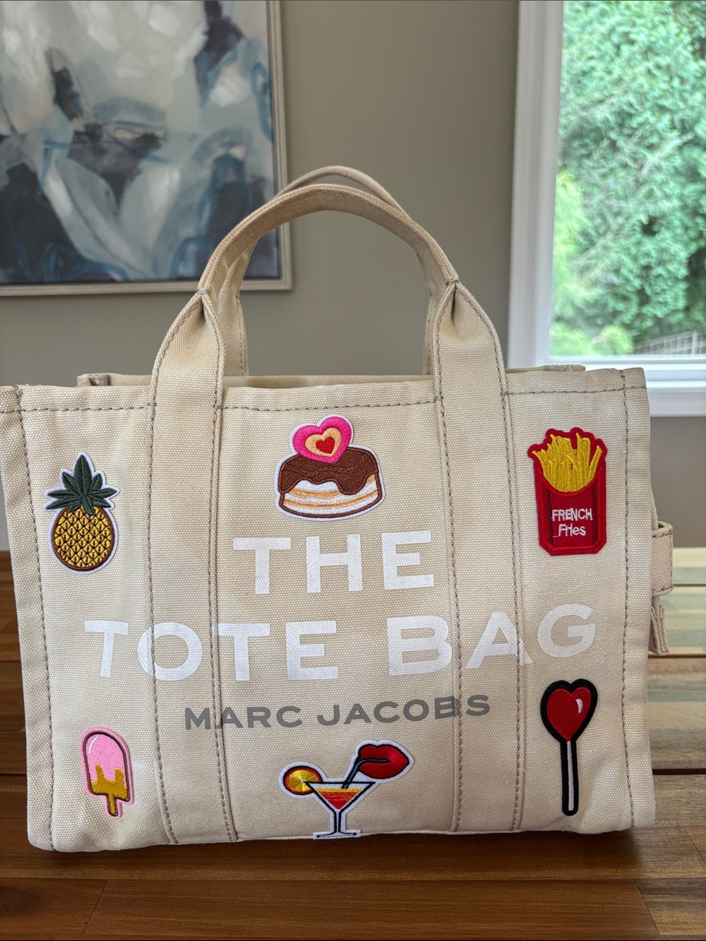 Authentic Marc Jacobs Medium Tote - Picture 2 of 9
